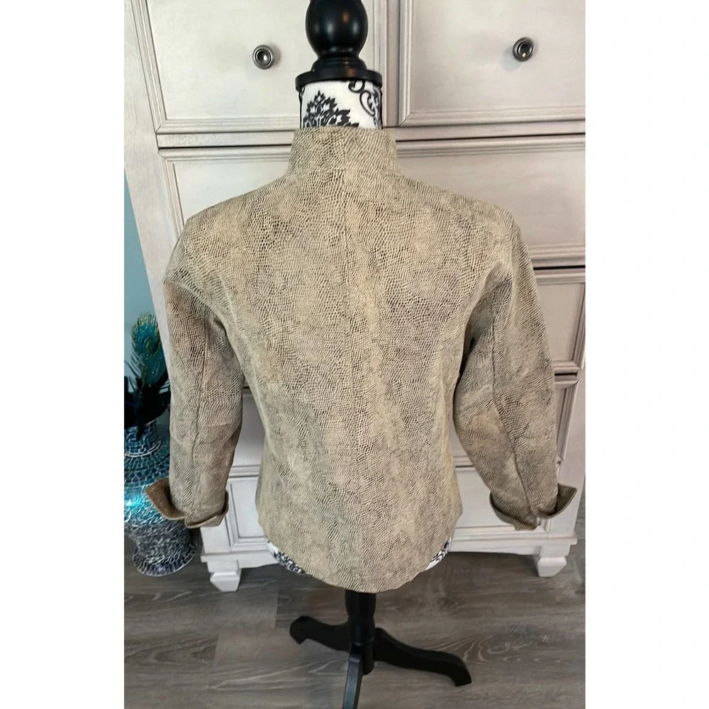 Vintage Women's Tan Leather Snakeskin Print Lined jacket Size M - Picture 6 of 11